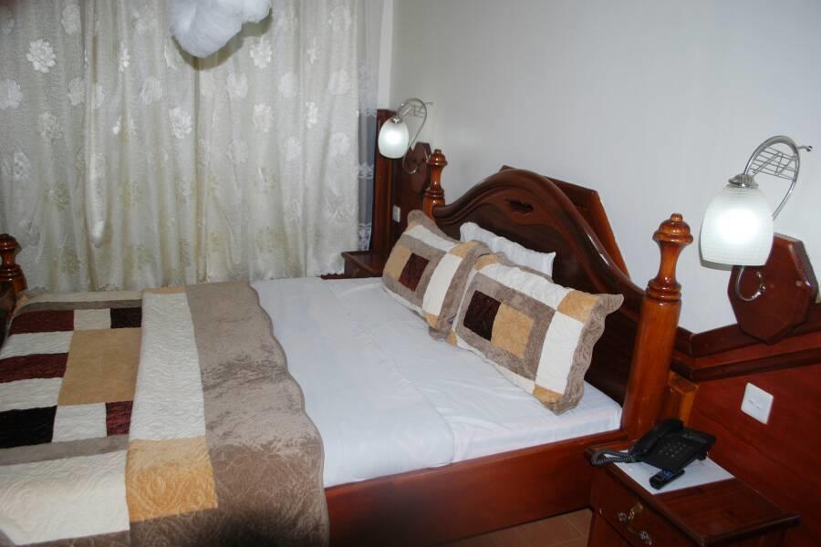 Palm World Hotels Mbarara Εξωτερικό φωτογραφία