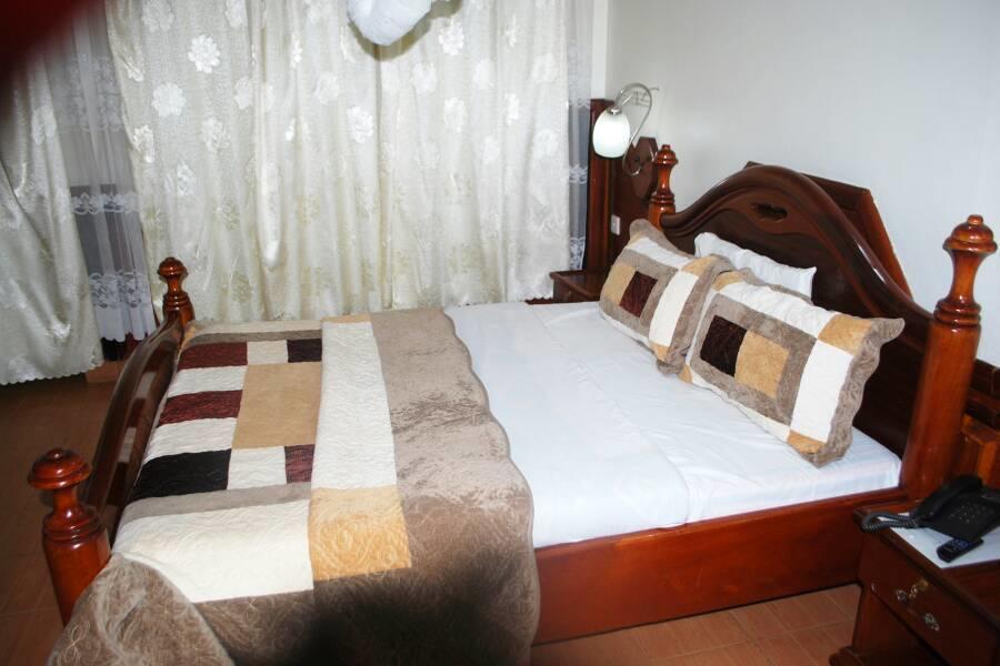 Palm World Hotels Mbarara Εξωτερικό φωτογραφία
